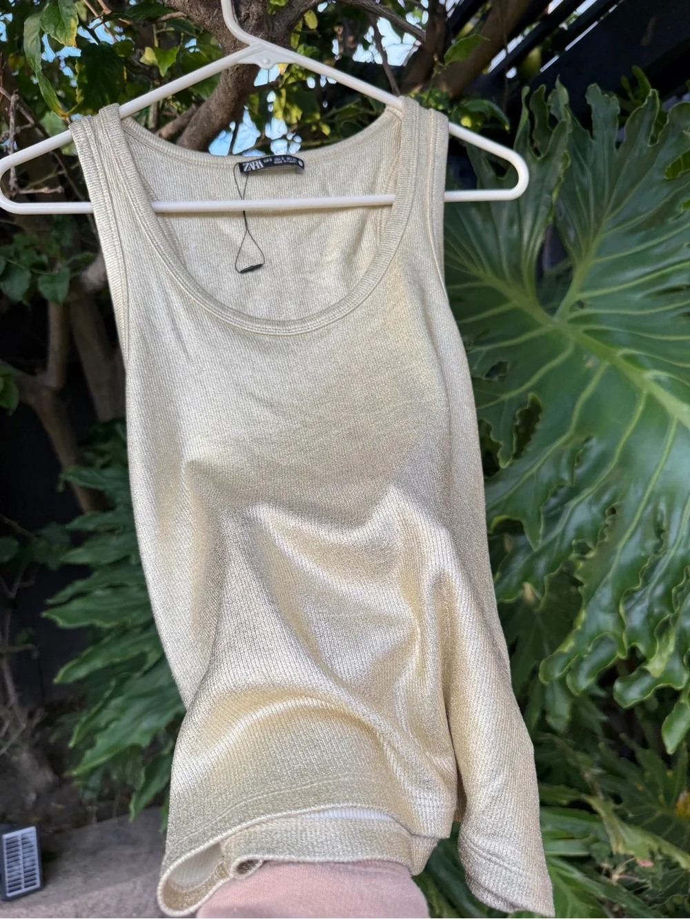 Zara Gold Metallic Ribbed Tank Top - Picture 3 of 5